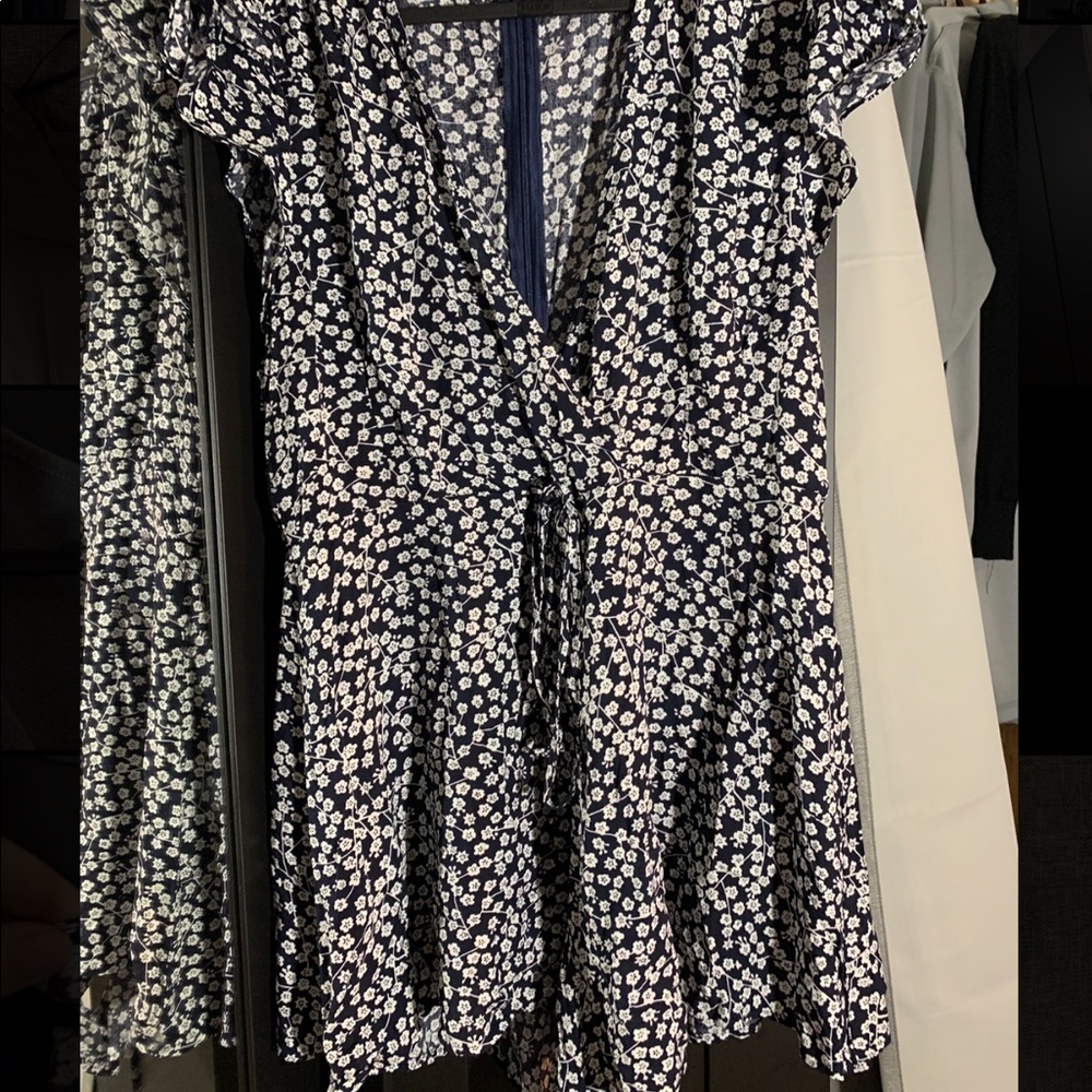 Romper - Picture 2 of 2